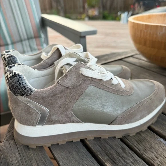 Veronica Beard Valentina Suede Leather Sneakers Size 7 - Picture 4 of 9